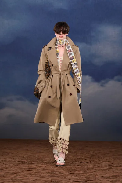 Look 44